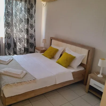 Garsoniera Aurora * Saturn